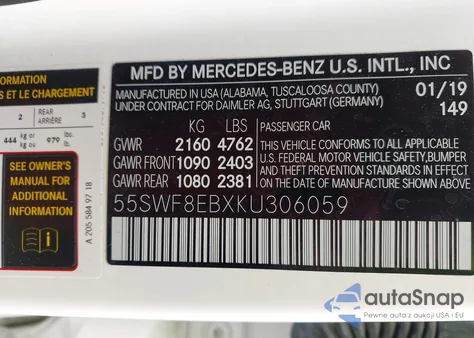 2019 Mercedes-Benz C 300 4Matic z USA, uszkodzony, nr VIN 55SWF8EBXKU306059